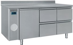 Bild von Kühltisch; automat. Abtauung
